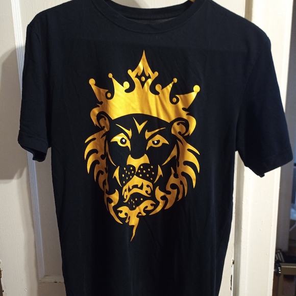 Nike lebron lion tee size med - Picture 1 of 4